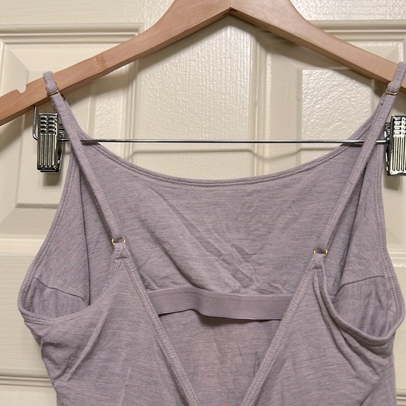 Victoria’s Secret Soft Mauve Cami with Built-in Bra Size M - Picture 5 of 6